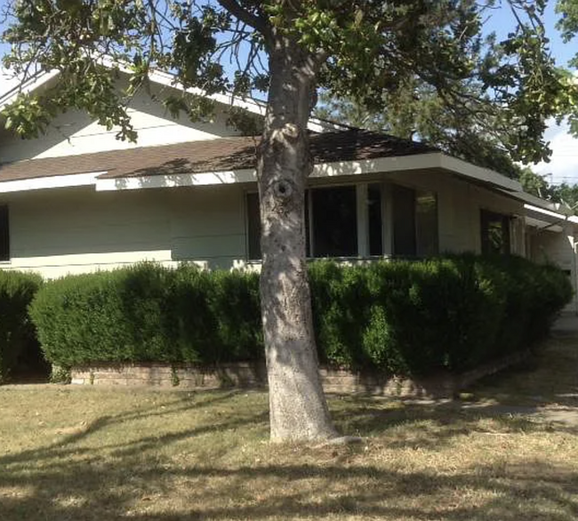 property at 1322 Topaz Way