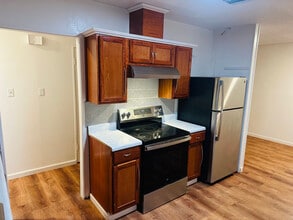 1217 Holiday Pl in Bossier City, LA - Building Photo - Building Photo