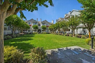 617 Arcadia Ter, Unit 205 in Sunnyvale, CA - Foto de edificio - Building Photo