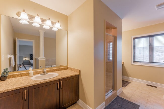 40 Coastline Dr, Unit SI ID1507997P in Brampton, ON - Building Photo - Building Photo