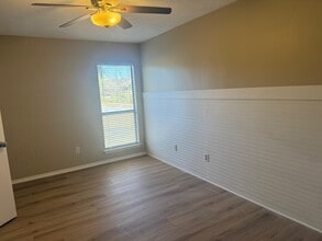 116 Dawn in Horseshoe Bay, TX - Building Photo - Building Photo