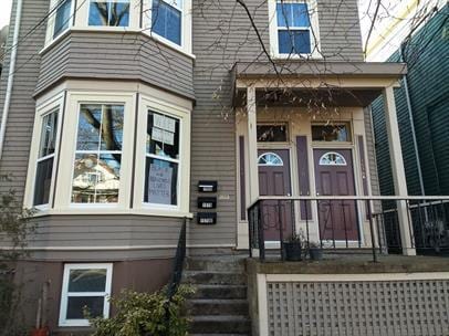 1568 Walnut St in Halifax, NS - Building Photo