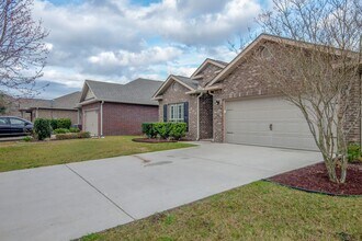 1828 Waterford Sound Blvd in Gulf Breeze, FL - Building Photo - Building Photo