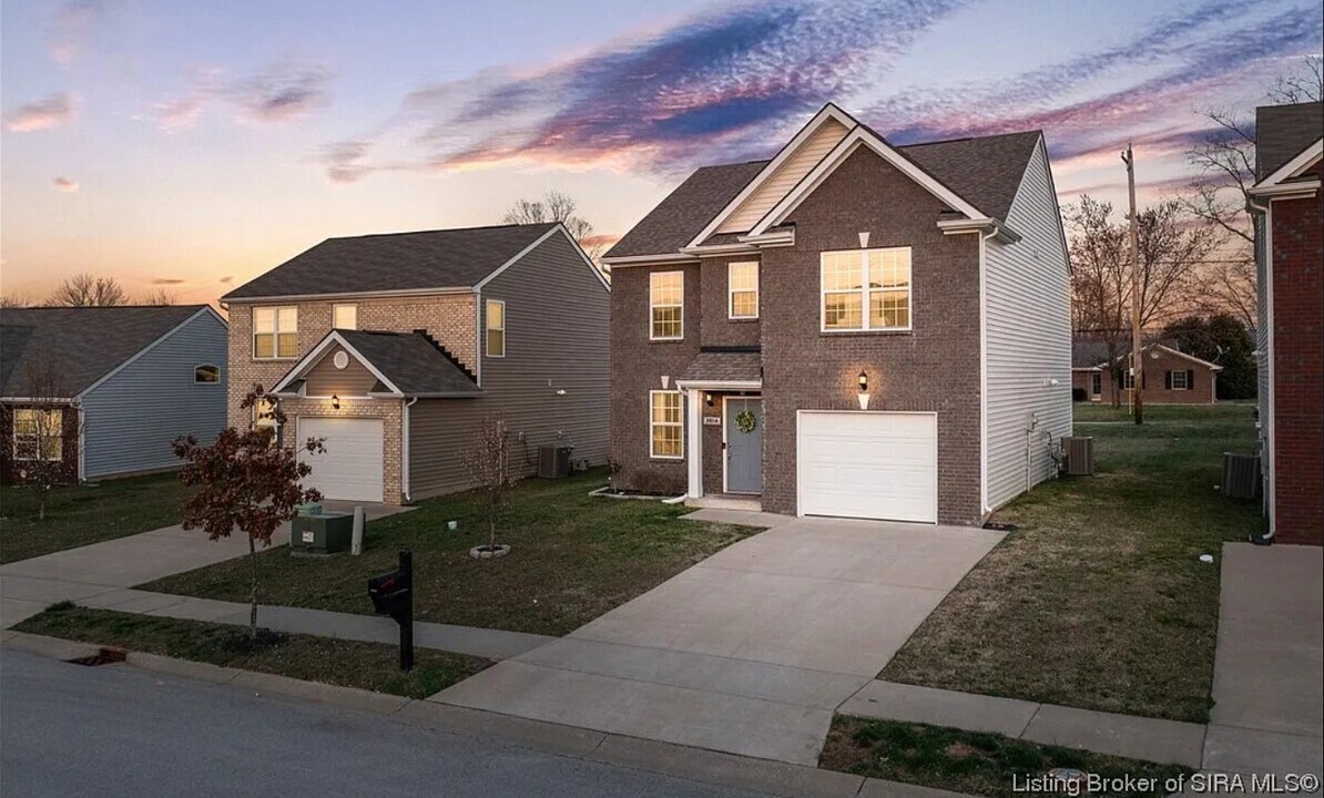 3914 Wheat Ave in Jeffersonville, IN - Foto de edificio