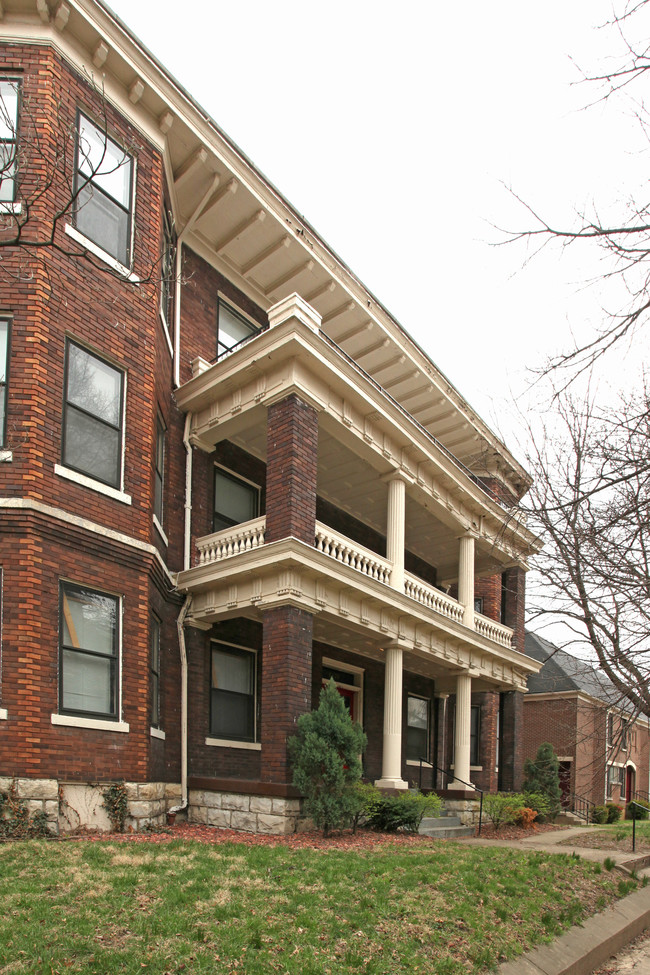 1521 S 4th St in Louisville, KY - Foto de edificio - Building Photo