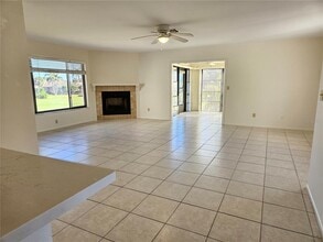 812 Capri Isles Blvd in Venice, FL - Building Photo - Building Photo