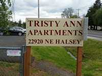 Tristy Ann Apartments in Troutdale, OR - Building Photo - Building Photo