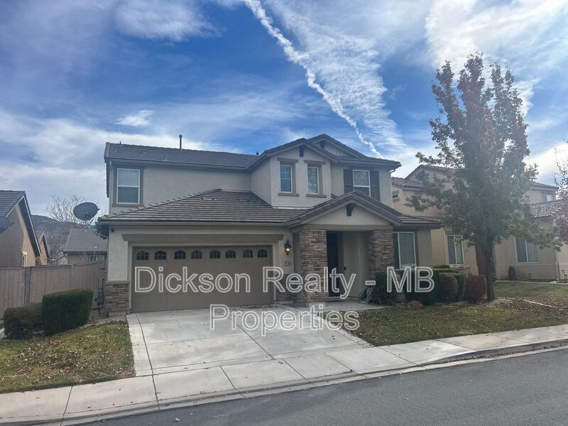 10724 Grayslake Dr in Reno, NV - Building Photo