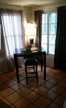 353 Brahan Blvd in San Antonio, TX - Building Photo - Building Photo