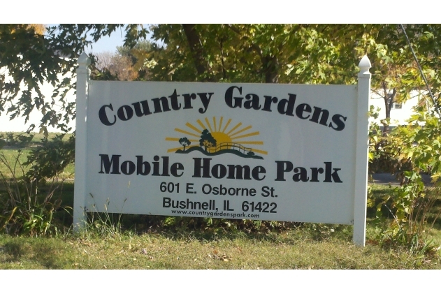 Country Gardens Park in Bushnell, IL - Building Photo