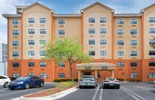 Furnished Studio-Miami - Brickell - Port o in Miami, FL - Building Photo