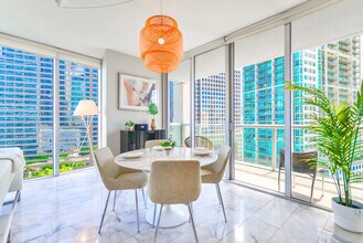 485 Brickell Ave in Miami, FL - Building Photo - Building Photo
