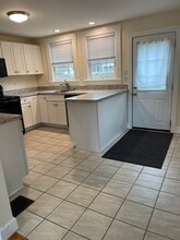79 Porpoise Way in Portsmouth, NH - Building Photo - Building Photo