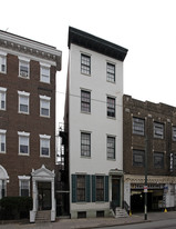 322 S 11th St in Philadelphia, PA - Building Photo