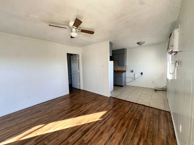 1016 N 12th St in Killeen, TX - Building Photo - Building Photo
