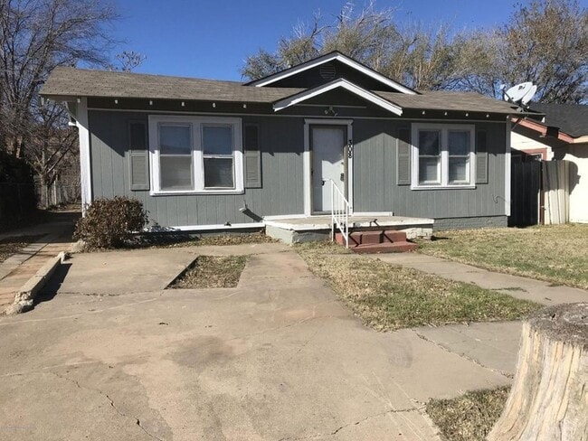 property at 308 S Mississippi St