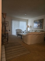 2300 Fairview Rd in Costa Mesa, CA - Building Photo