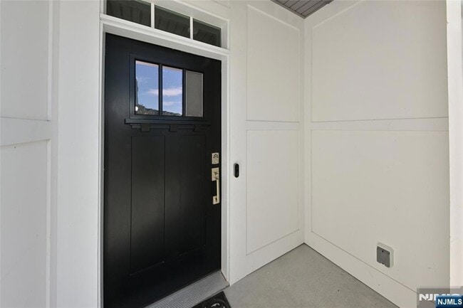31 Hearthstone Ct in Upper Saddle River, NJ - Building Photo - Building Photo