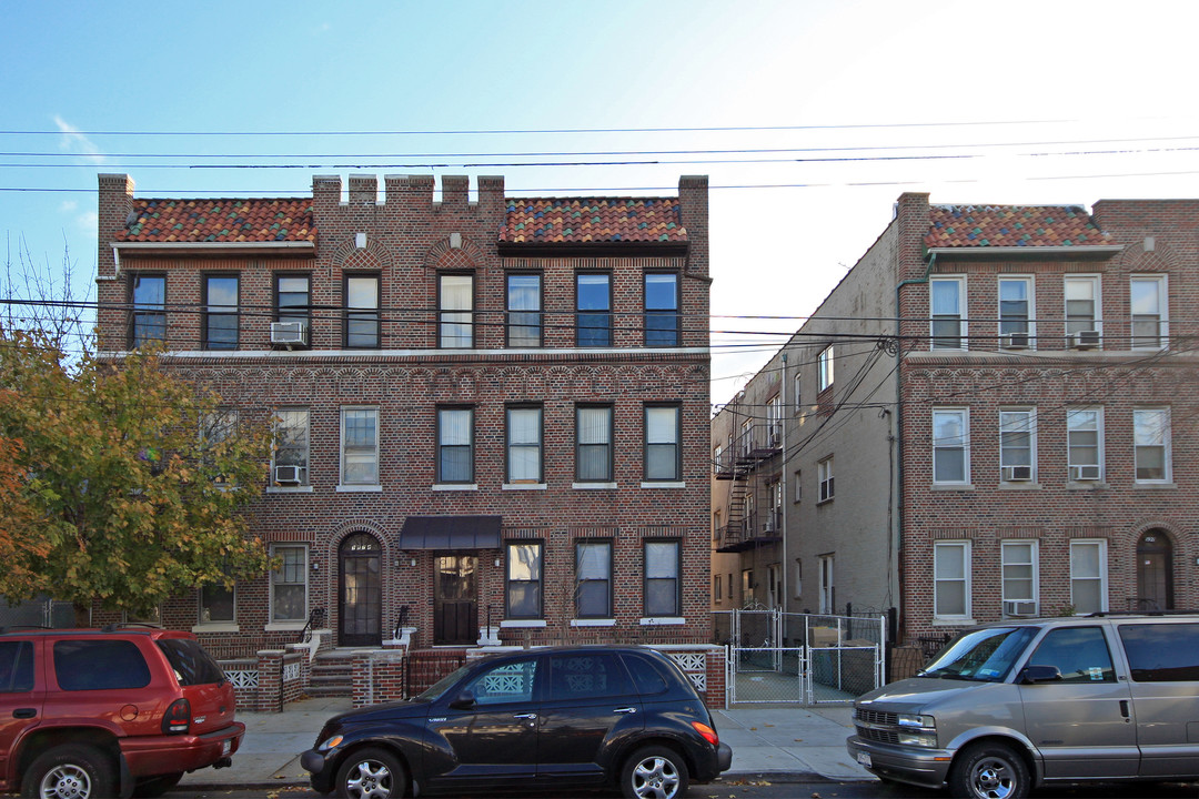 1917 Stillwell Ave in Brooklyn, NY - Building Photo