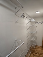 2 Curt Rd in Merrimack, NH - Foto de edificio - Building Photo