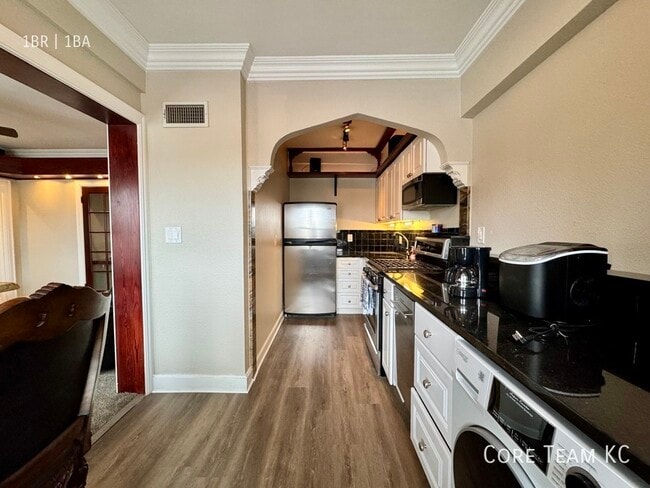 702 W 48th St in Kansas City, MO - Building Photo - Building Photo