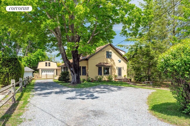property at 101 Potunk Ln
