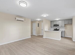 900 Palmer Rd in Yonkers, NY - Building Photo - Building Photo