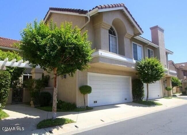 property at 615 Baywood Ln