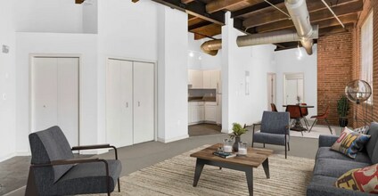 SoHo Lofts in Cleveland, OH - Building Photo - Interior Photo