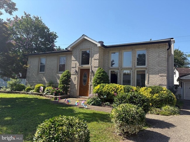property at 803 Scott Cir