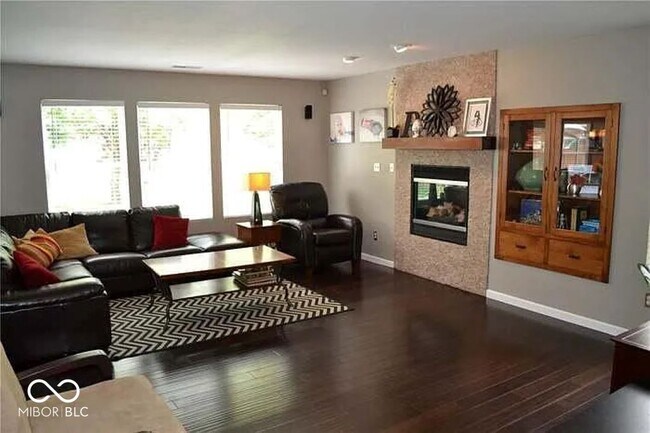 12906 Pleasant View Ln in Fishers, IN - Building Photo - Building Photo