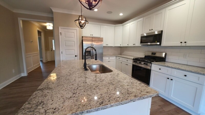 3218 Benvill Ct in Florence, SC - Building Photo