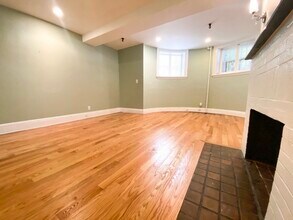 239 Commonwealth Ave, Unit 12 in Boston, MA - Building Photo - Building Photo