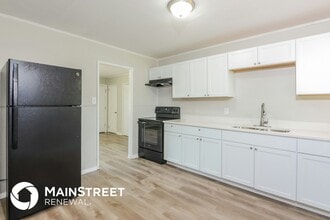 4030 Kalmar Dr in Indianapolis, IN - Building Photo - Building Photo