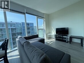 7373 Westminster Hwy in Richmond, BC - Building Photo - Building Photo