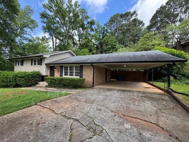 4098 Idlevale Dr