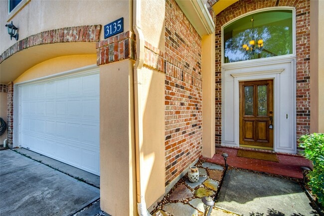 3135 Old Masters Dr in Sugar Land, TX - Foto de edificio - Building Photo