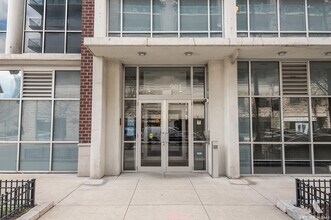 901 W Madison St in Chicago, IL - Building Photo - Building Photo