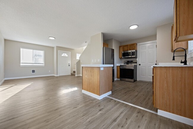 2823 SE 90th Pl in Portland, OR - Building Photo - Building Photo