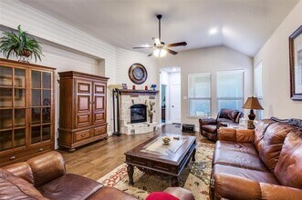 2204 Yorktown Dr in Melissa, TX - Building Photo - Building Photo
