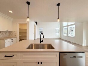 3759 950 N-Unit -3759 W 950 N - Whole Home in Eagle Mountain, UT - Building Photo - Building Photo