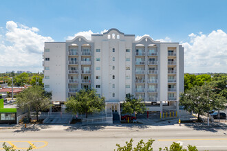 Oleander House Apartments in Miami, FL - Building Photo - Building Photo