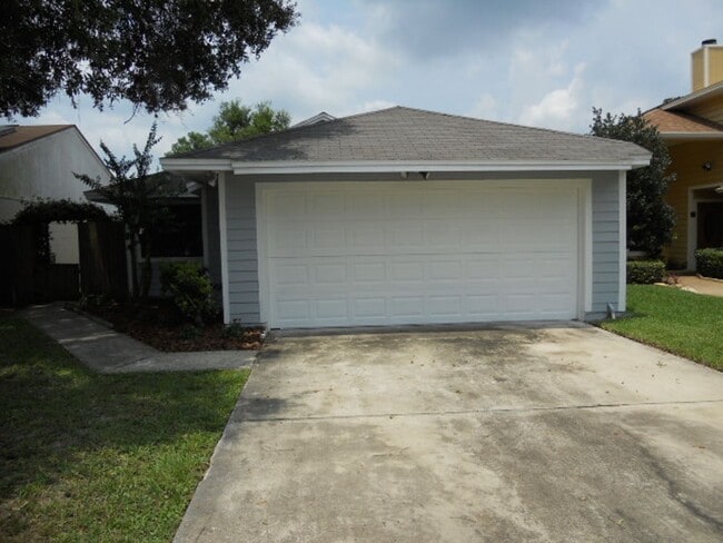 1007 Saddleback Ridge Rd in Apopka, FL - Building Photo - Building Photo