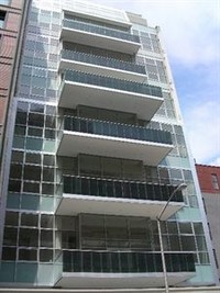 The Glass Condominium in New York, NY - Foto de edificio - Building Photo