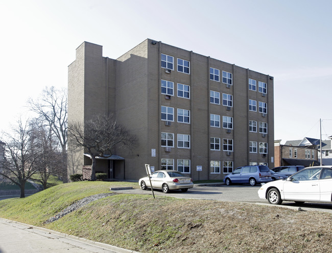 Parkview Apartments in Beloit, WI - Building Photo - Building Photo