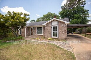 7664 Northfield Dr in Columbus, GA - Building Photo