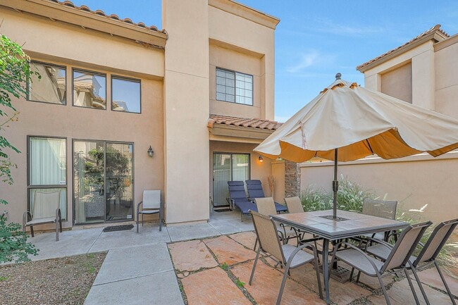 7639 E Indian Bend Rd in Scottsdale, AZ - Building Photo - Building Photo