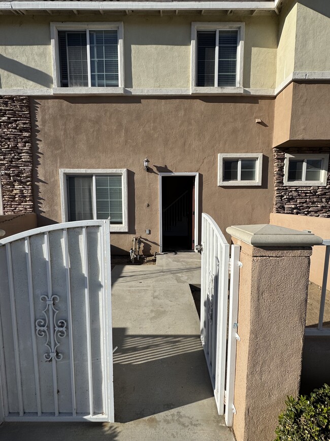 3613 Nye Ave, Unit 14 in Riverside, CA - Building Photo - Building Photo