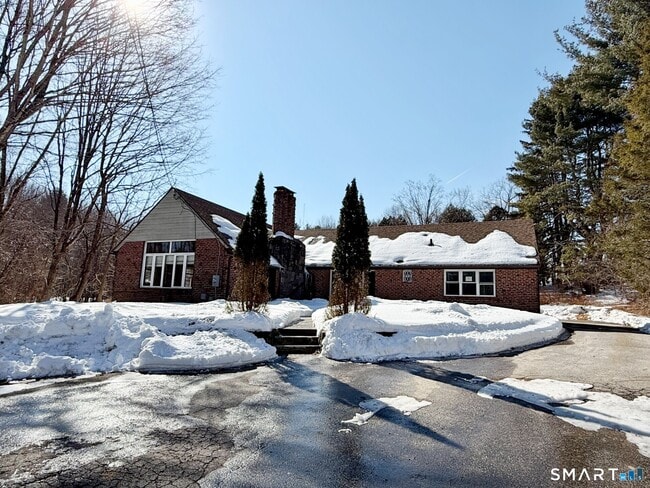 property at 25 Plymouth Rd