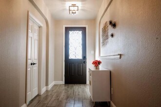 983 E Villas Ct in Lewisville, TX - Building Photo - Building Photo